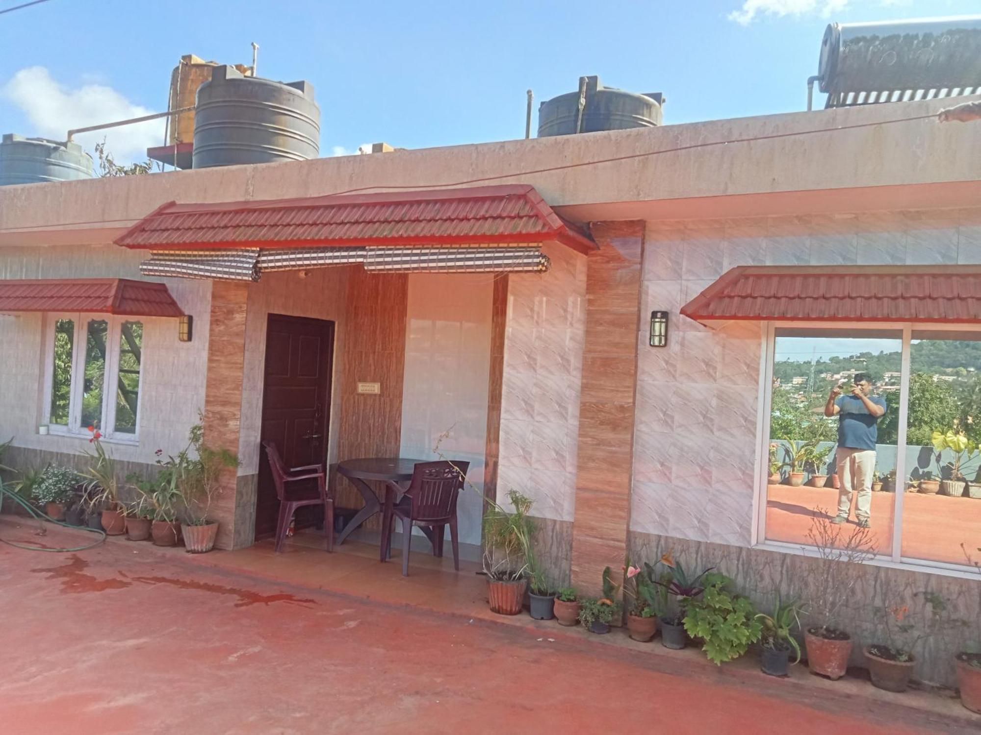 Eshwarkrupa Homestay Madikeri Εξωτερικό φωτογραφία
