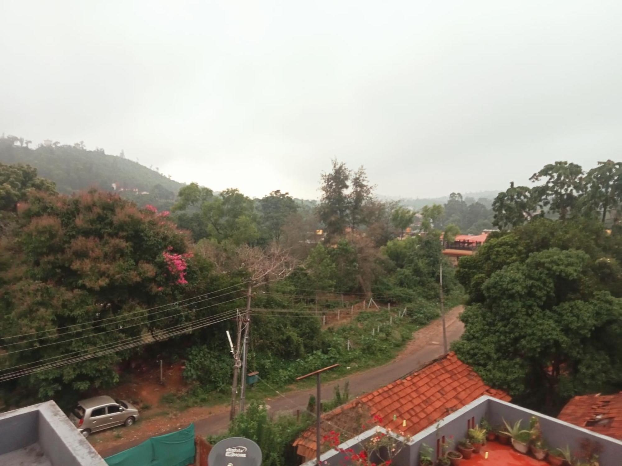 Eshwarkrupa Homestay Madikeri Εξωτερικό φωτογραφία